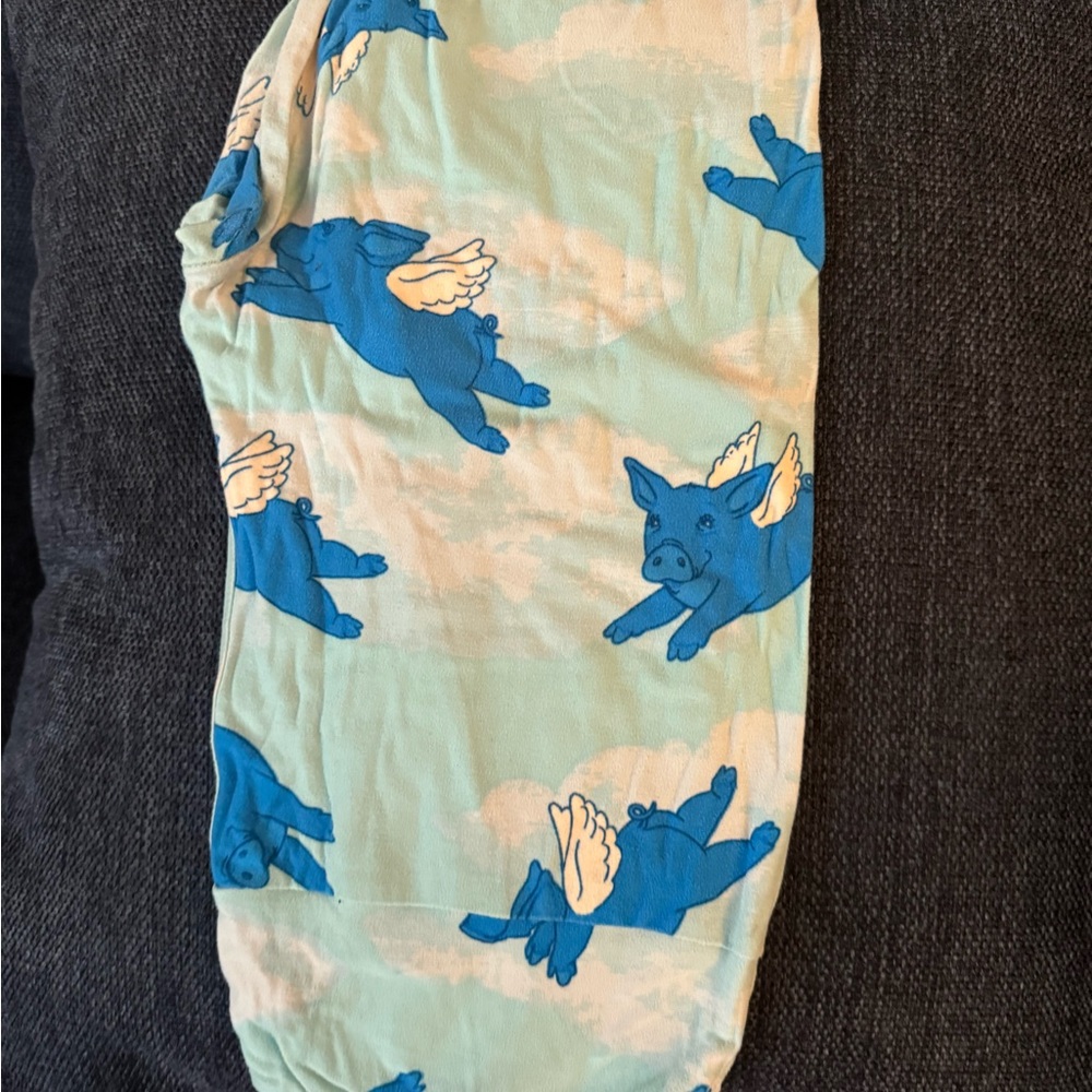 Lularoe Flying Pig legging